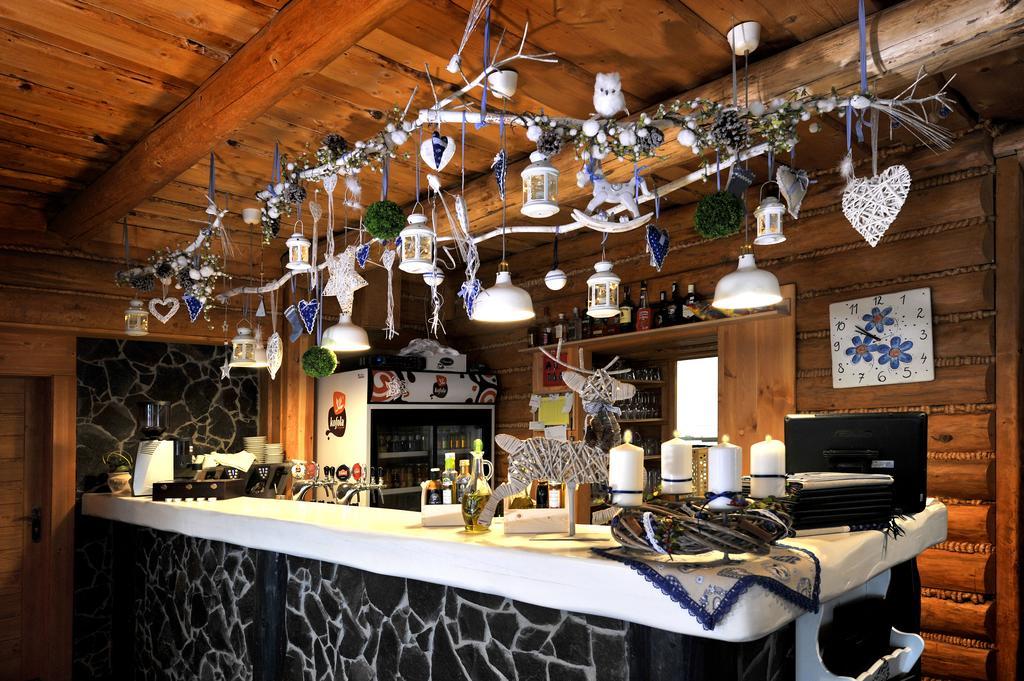 Aplend Koliba Kamzik Aparthotel Vysoké Tatry Exteriör bild