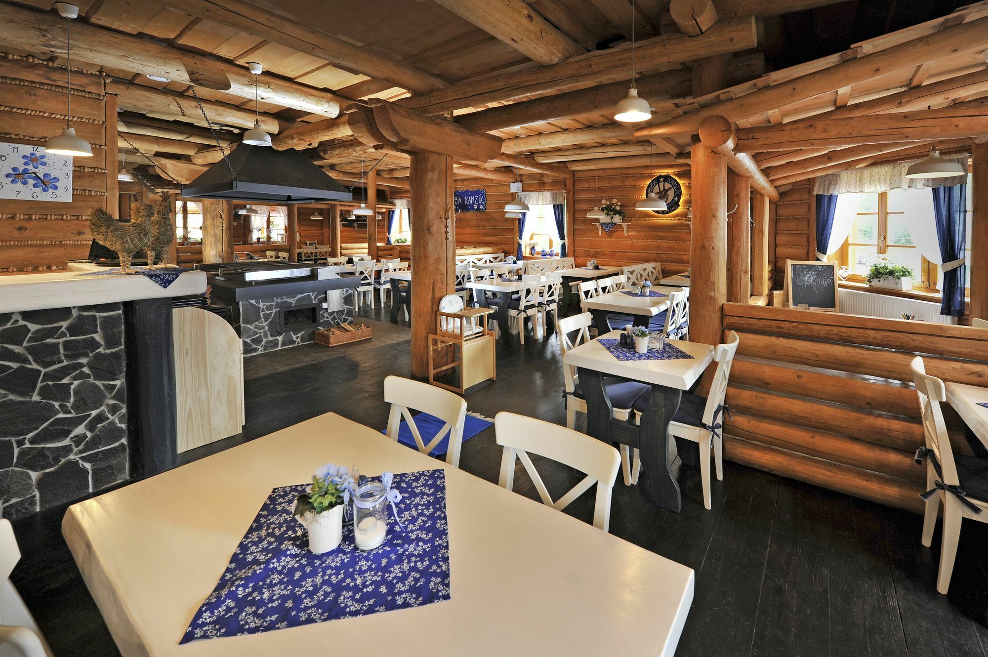 Aplend Koliba Kamzik Aparthotel Vysoké Tatry Exteriör bild