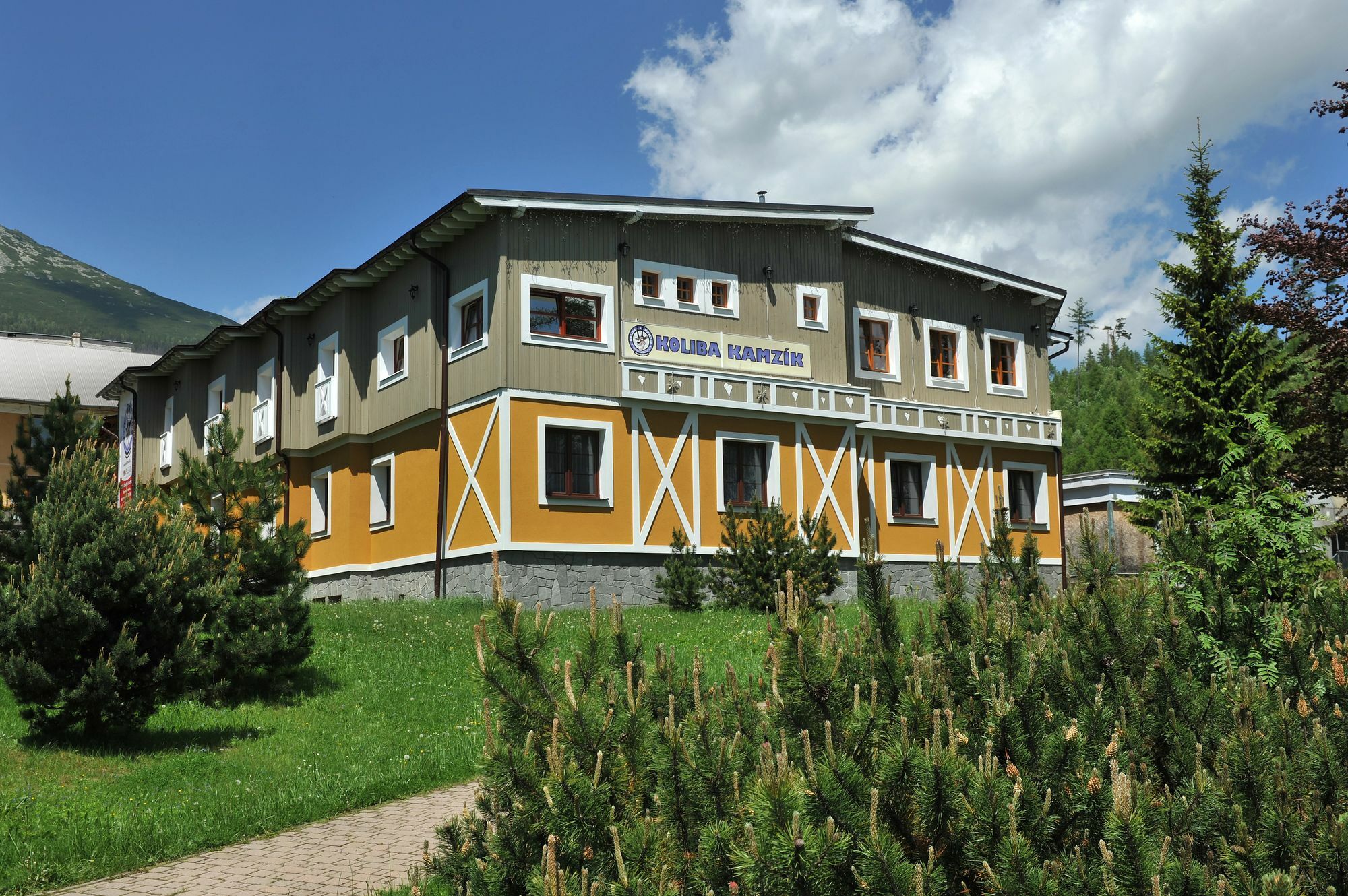 Aplend Koliba Kamzik Aparthotel Vysoké Tatry Exteriör bild